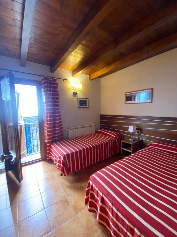 Apartahotel Àreu 2*