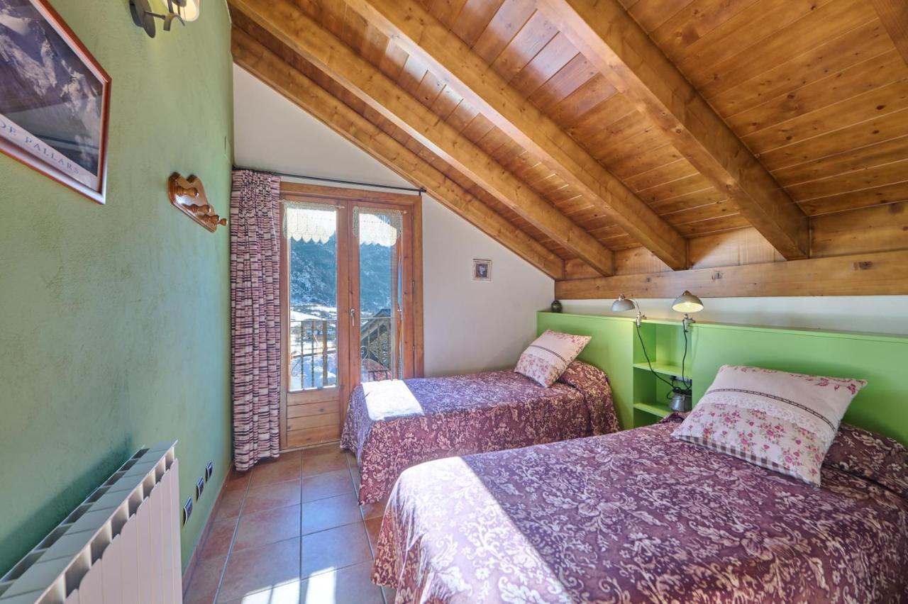 Aparthotel Areu 2* Areu