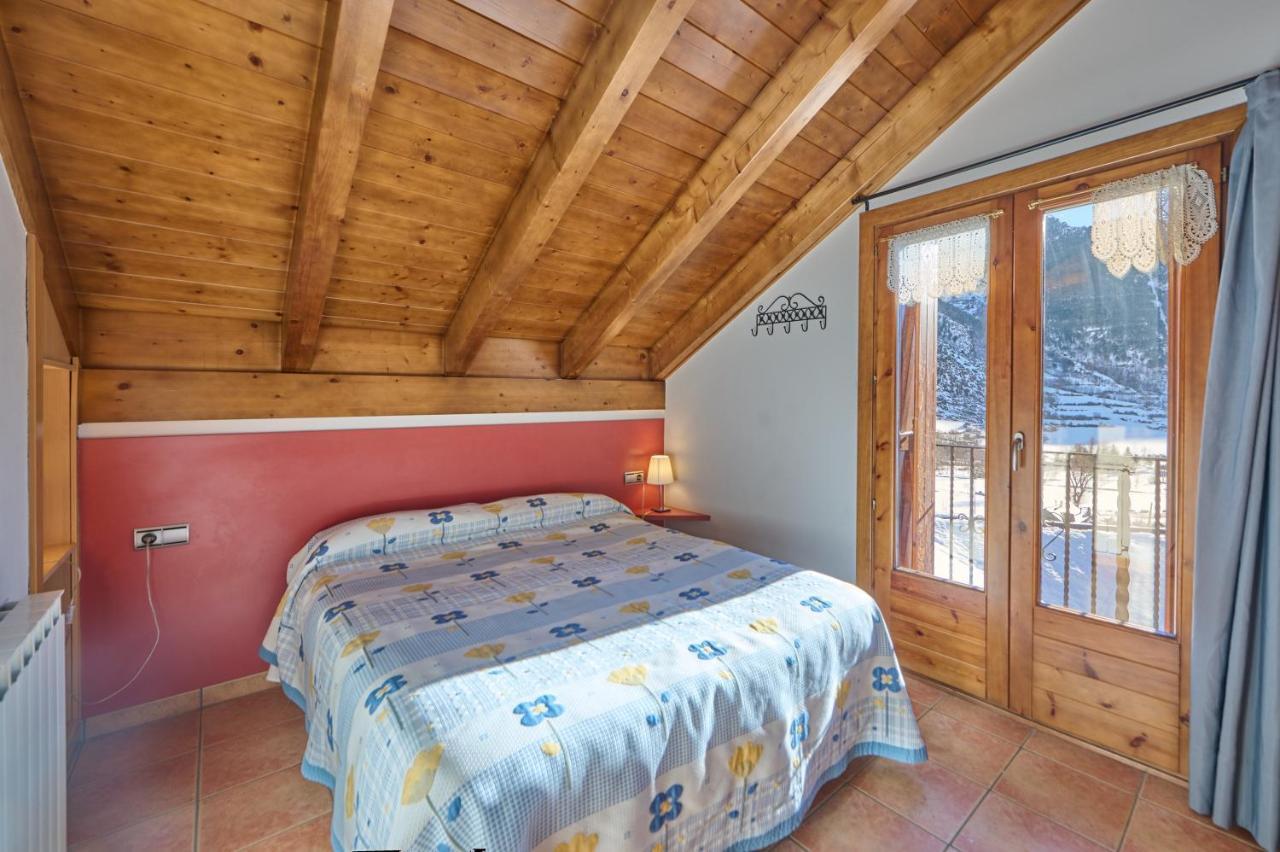 Aparthotel Areu Apartment 2*